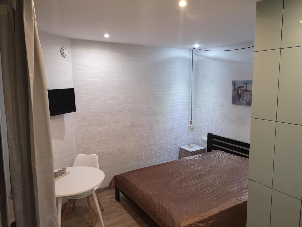 לבוב Freedom Apartment On Bazarna Str מראה חיצוני תמונה